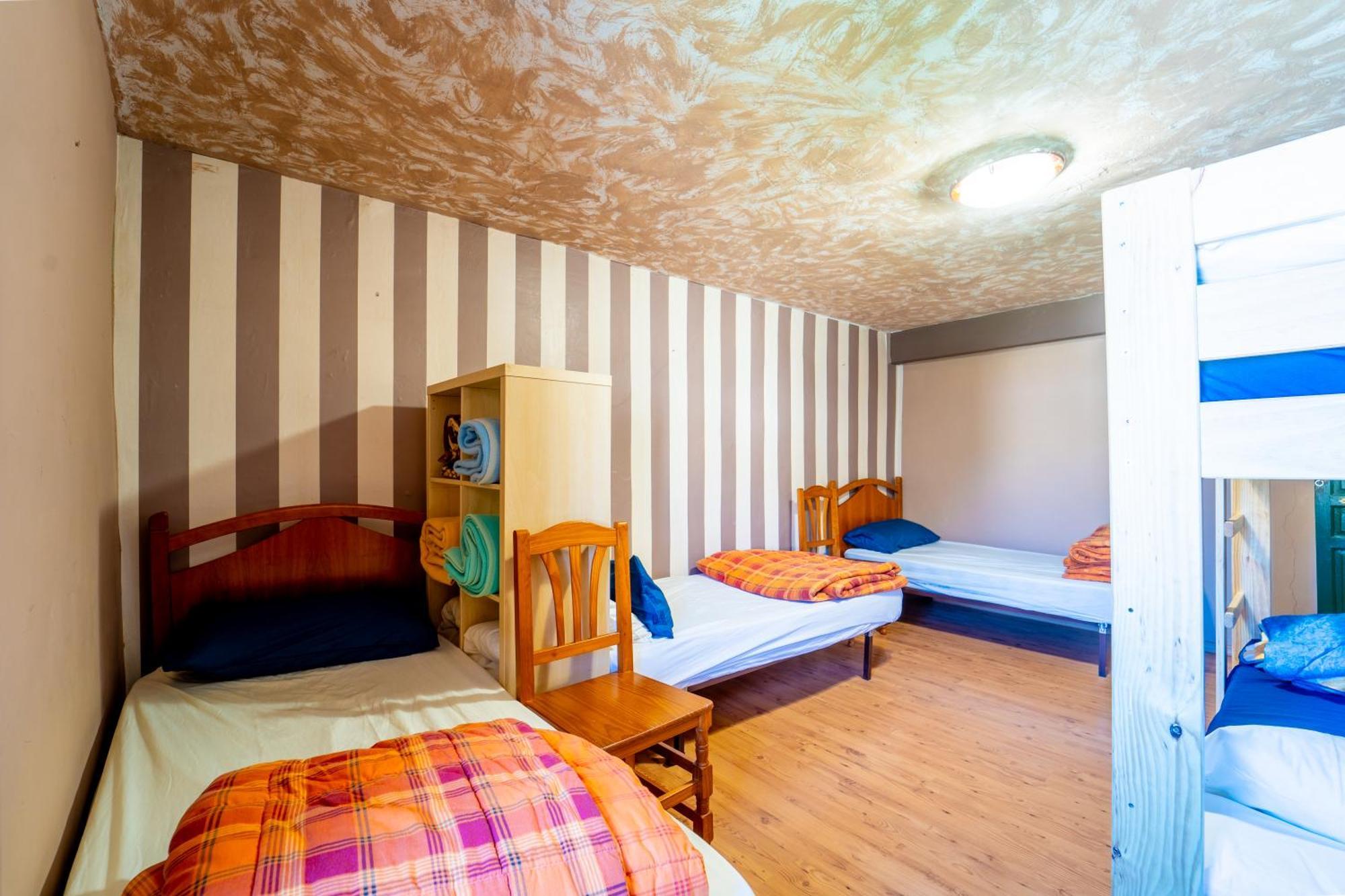 Hostel Atapuerca Inpulso Esterno foto
